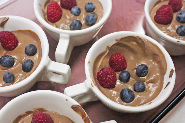 5-Minute Chocolate Mousse, 4 ingredients!