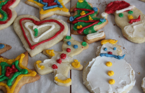 Baking & Decorating Christmas Cookies with the Kids