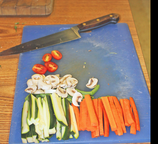 Knife & Veggies 6-12
