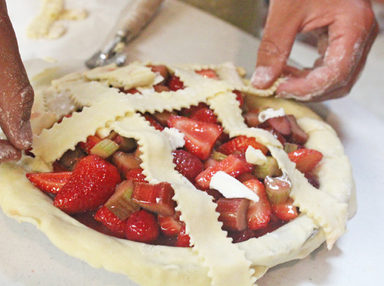 Strawberry Rhubarb Lattice Pie - Fresh Food in a Flash.